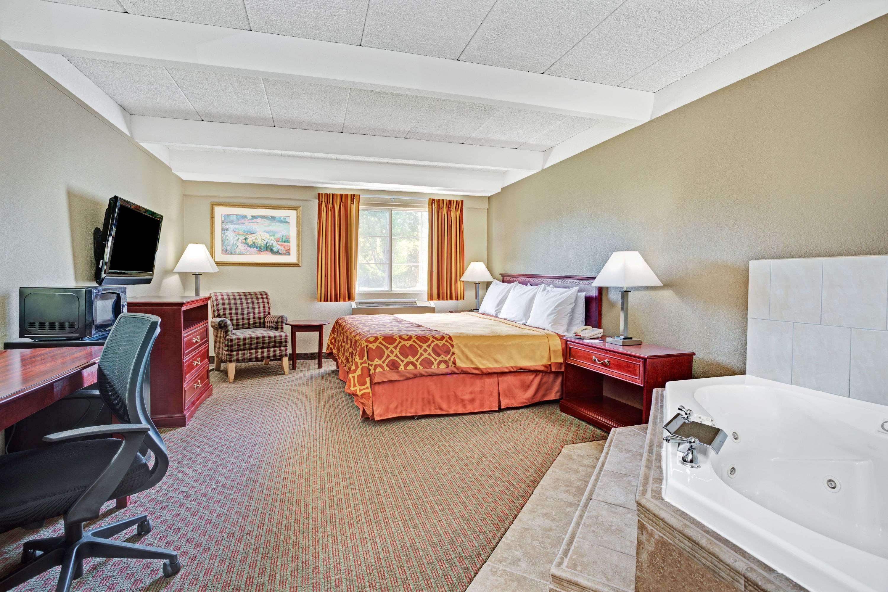 Travelodge By Wyndham Αϊόβα Σίτι Εξωτερικό φωτογραφία